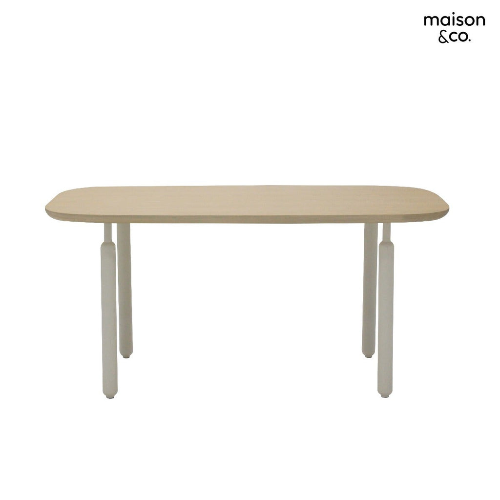 Emmabie Dining Table